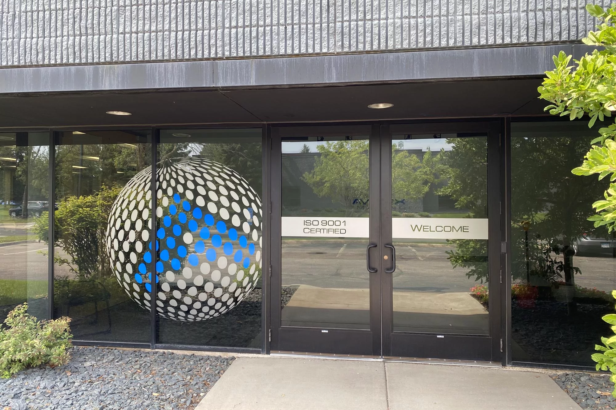 Avonix Minneapolis entrance